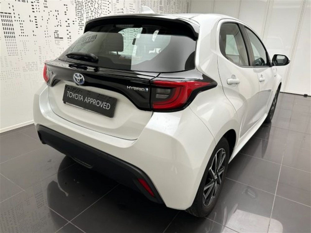 Toyota Yaris 1.5 Hybrid 5 porte Trend del 2020 usata a Cuneo (4)