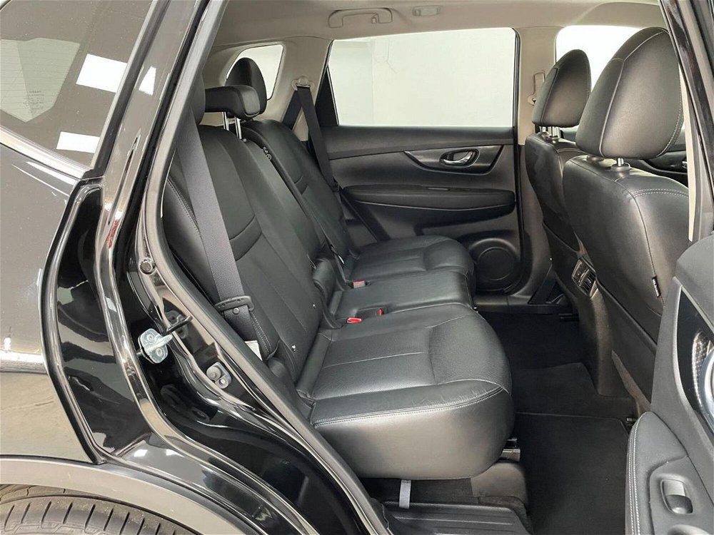 Nissan X-Trail 1.6 dCi 2WD Tekna  del 2018 usata a Lurate Caccivio (5)