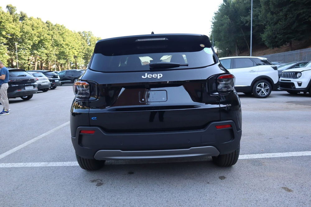 Jeep Avenger nuova a Salerno (4)