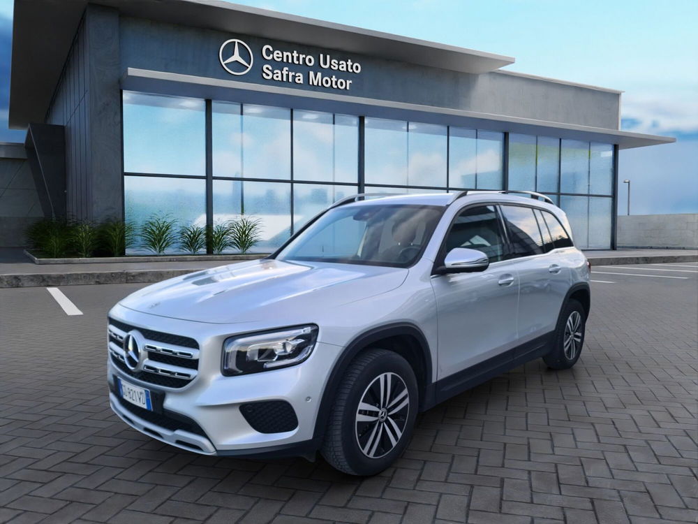 Mercedes-Benz GLB 180 d Automatic Sport del 2021 usata a Rende (2)