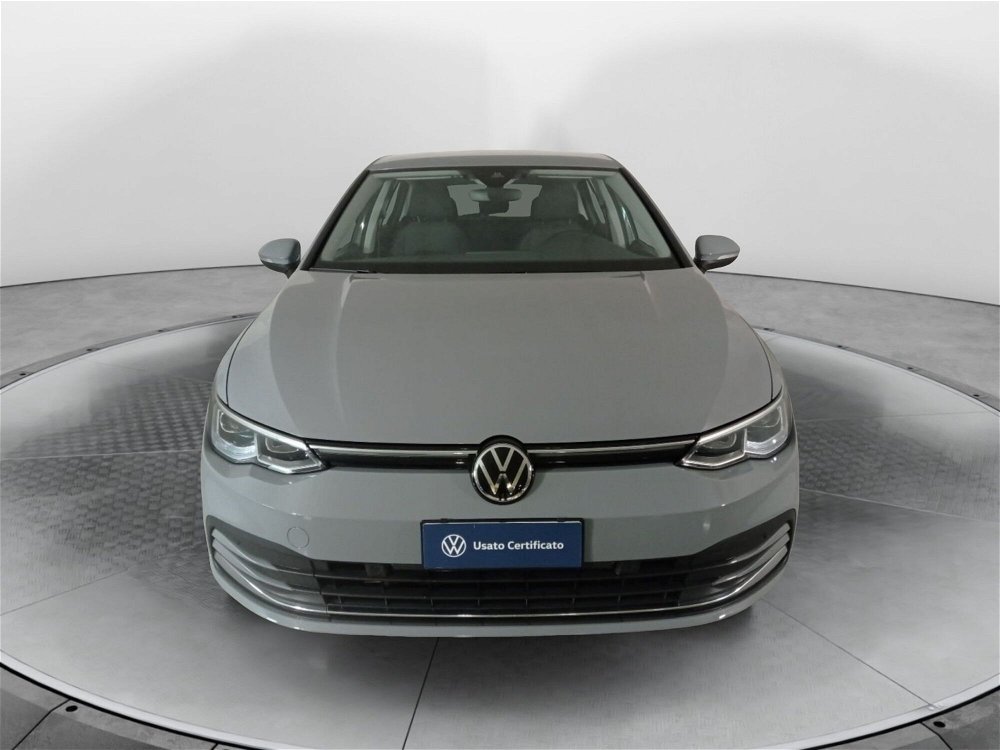 Volkswagen Golf 1.5 TGI DSG Style del 2020 usata a Carnago (2)