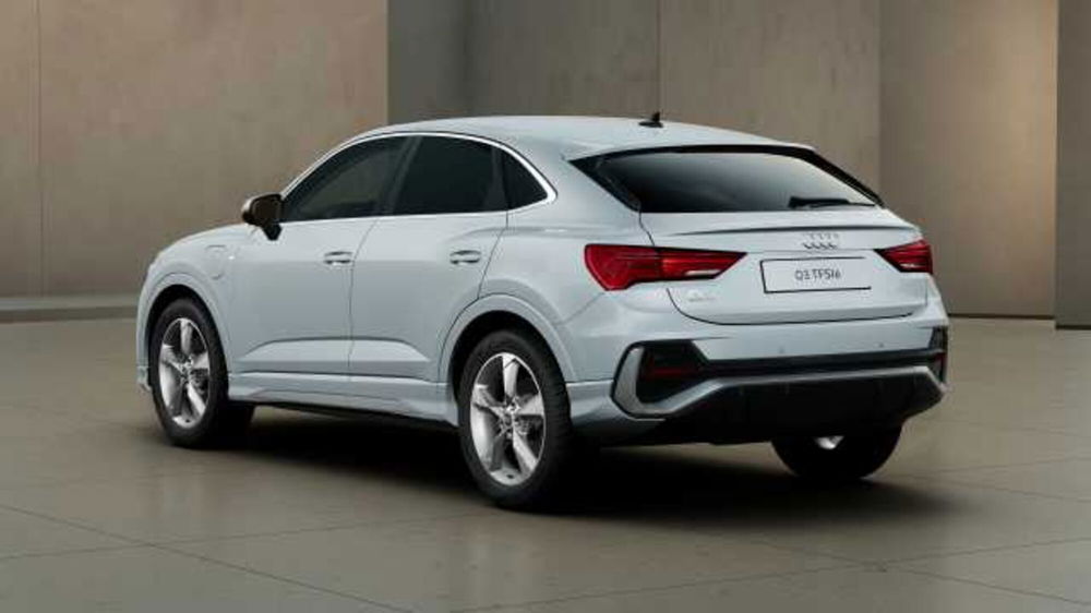 Audi Q3 Sportback usata a Cagliari (2)