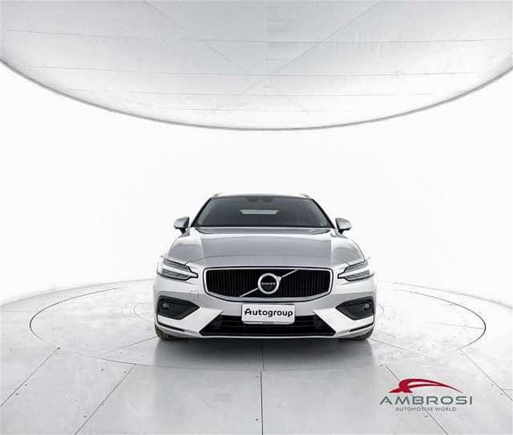 Volvo V60 D3 AWD Geartronic Business Plus N1 del 2019 usata a Corciano (5)