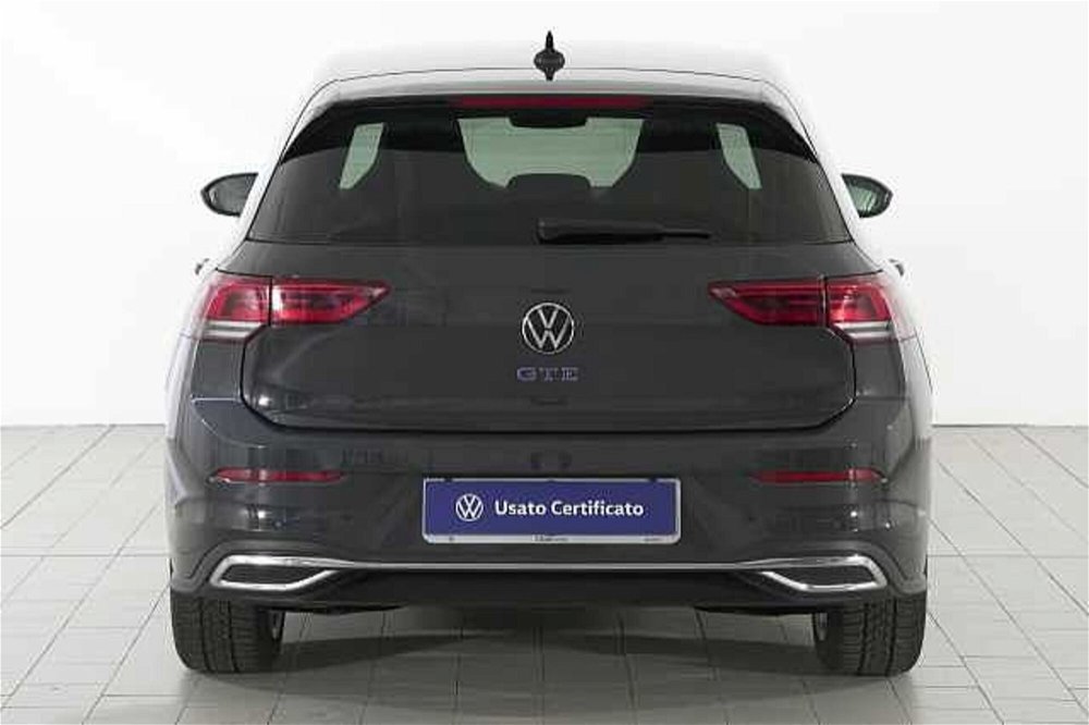 Volkswagen Golf 1.4 TSI ACT 150 CV DSG 5p. Highline BlueMot.Technology del 2021 usata a Barni (2)