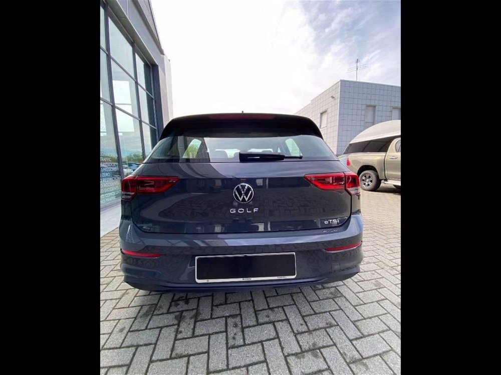 Volkswagen Golf 1.0 eTSI EVO DSG Life del 2020 usata a Torino (5)