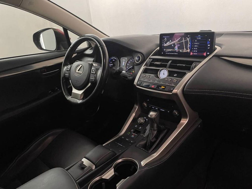 Lexus NX usata a Torino (9)