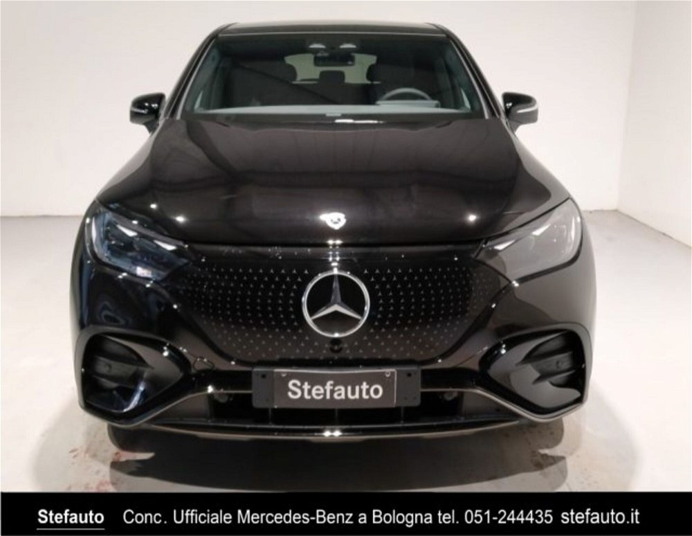 Mercedes-Benz EQE SUV Suv 350 AMG Line Premium Night Edition 4matic nuova a Castel Maggiore (4)