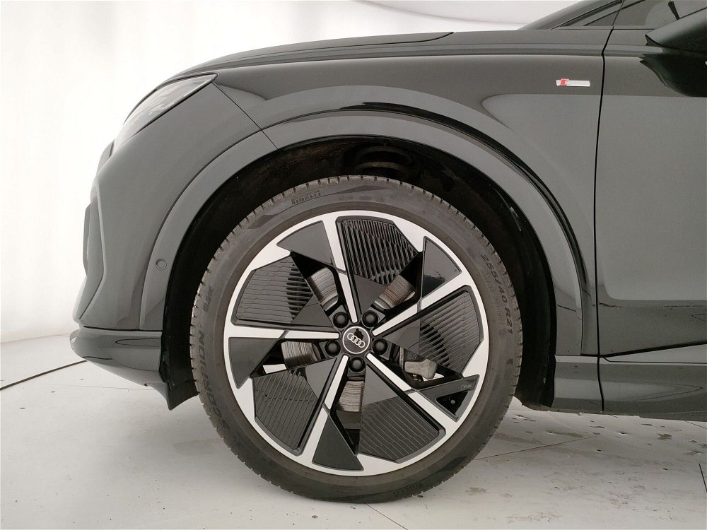 Audi Q4 Sportback Q4 40 e-tron del 2022 usata a Nola (5)