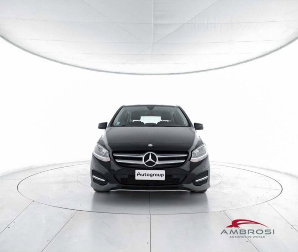 Mercedes-Benz CLA 180 CDI Executive  del 2015 usata a Corciano (5)