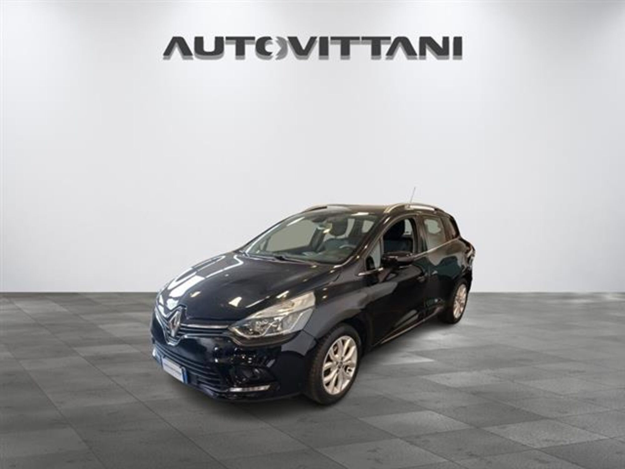 Renault Clio Sporter dCi 8V 75CV Start&amp;Stop Energy Zen  del 2018 usata a Como