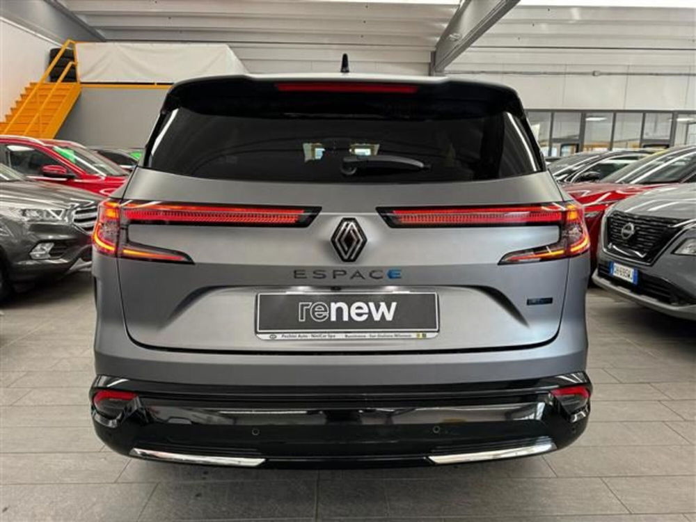 Renault Espace Full Hybrid E-Tech 200 Esprit Alpine del 2023 usata a Vaiano Cremasco (4)