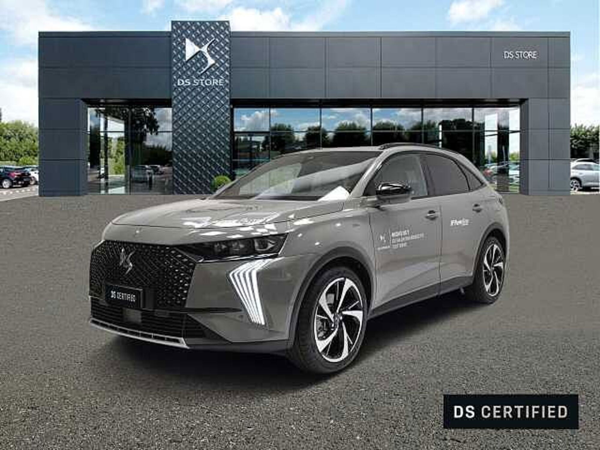 Ds DS 7 DS7 1.6 e-tense phev Opera 4x4 300cv auto del 2022 usata a Teramo