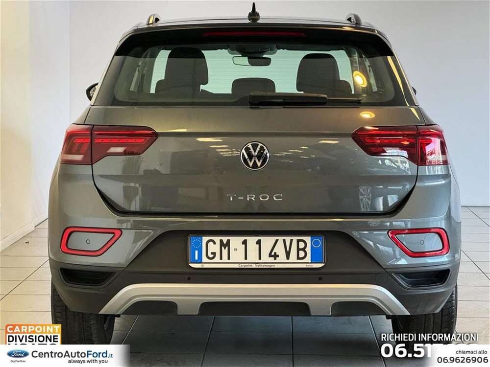 Volkswagen T-Roc 1.5 tsi Life del 2023 usata a Albano Laziale (4)