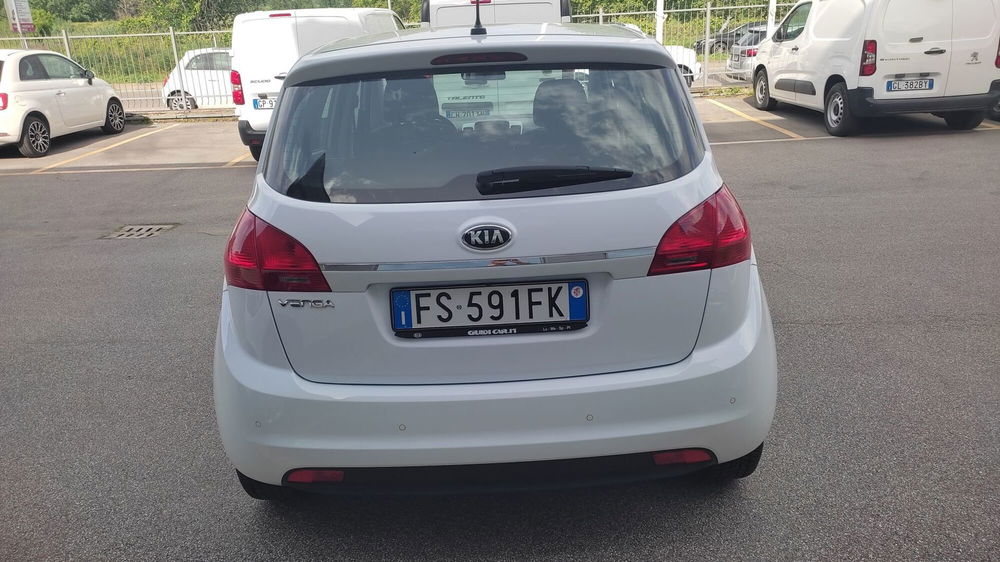 Kia Venga 1.4 CVVT Active  del 2018 usata a Prato (4)