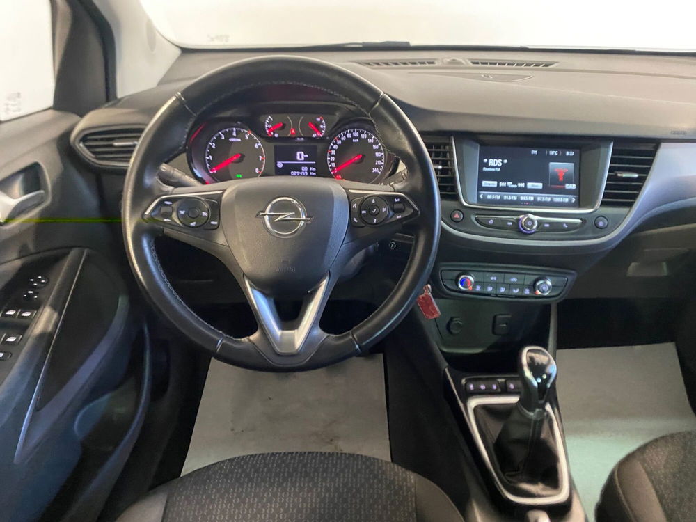 Opel Crossland usata a Bari (18)