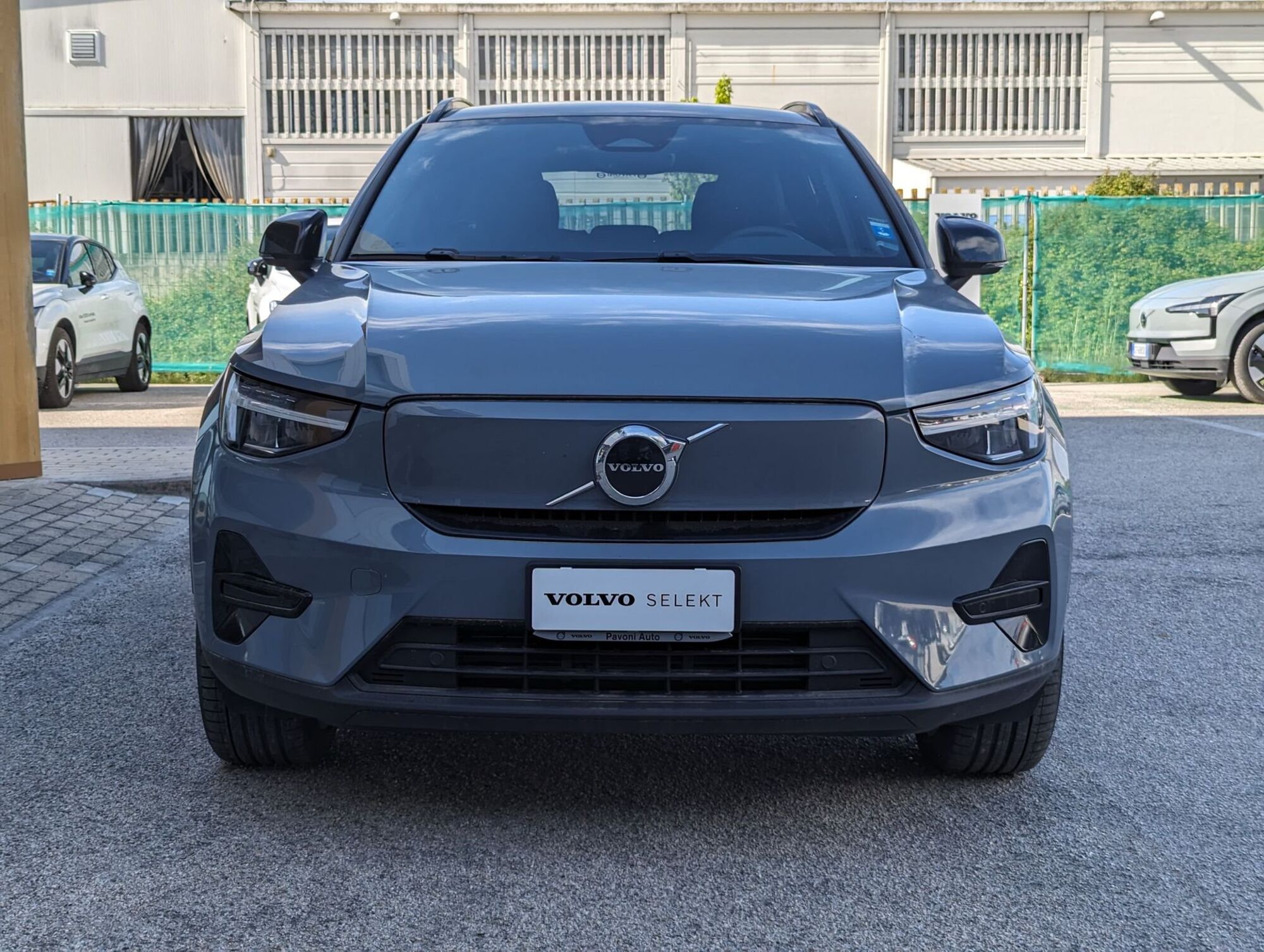 Volvo XC40 Recharge Pure Electric Single Motor FWD Plus  del 2022 usata a Pescara