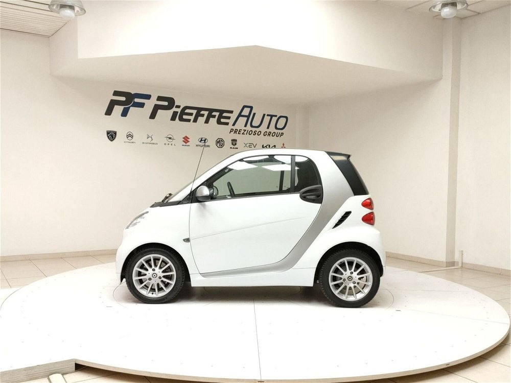 smart Fortwo 1000 52 kW MHD coupé pure  del 2012 usata a Teramo (2)