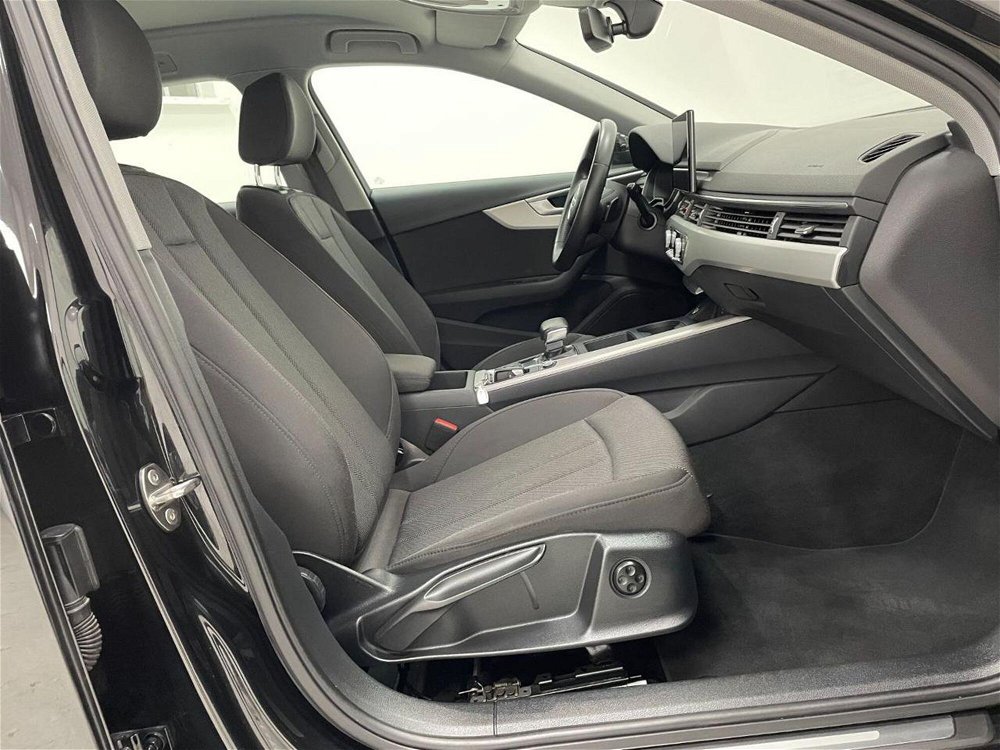 Audi A4 Avant 35 TDI/163 CV S tronic Business Advanced  del 2020 usata a Lurate Caccivio (3)
