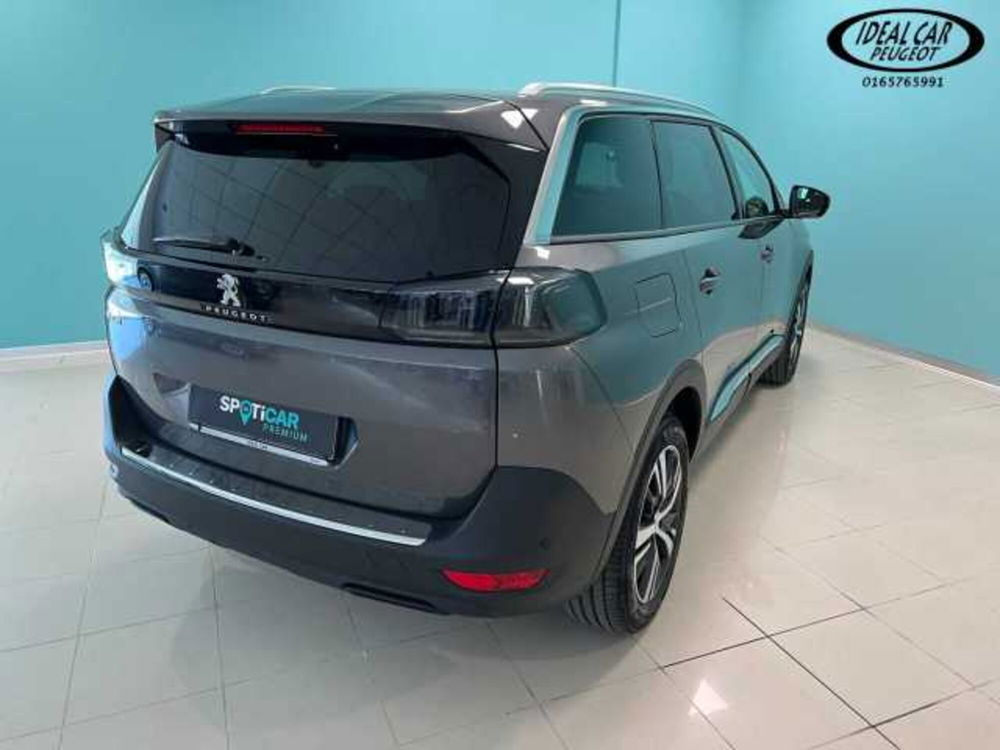 Peugeot 5008 usata a Aosta (7)