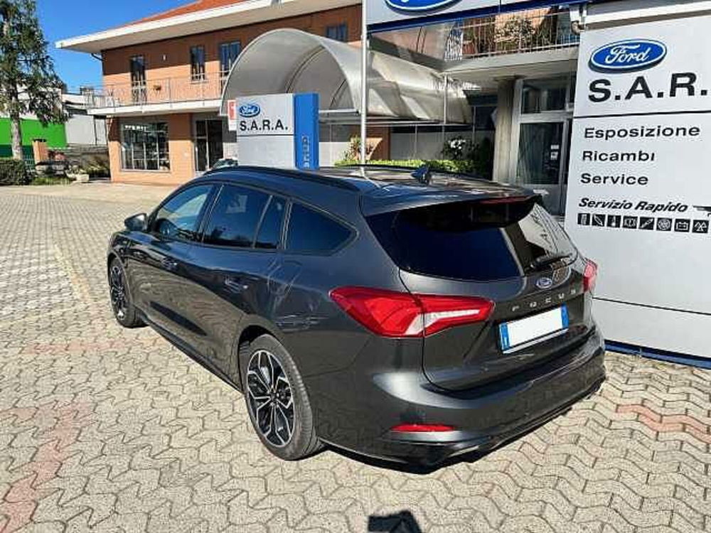 Ford Focus Station Wagon usata a Torino (2)