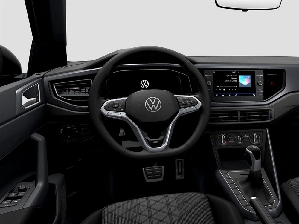 Volkswagen Taigo 1.5 TSI ACT 150 CV DSG R-Line nuova a Paruzzaro (5)