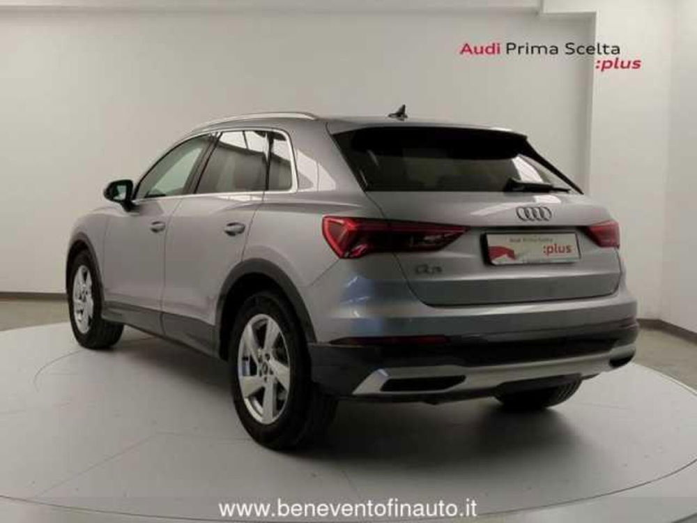 Audi Q3 35 TDI S tronic Business  del 2023 usata a Pratola Serra (5)