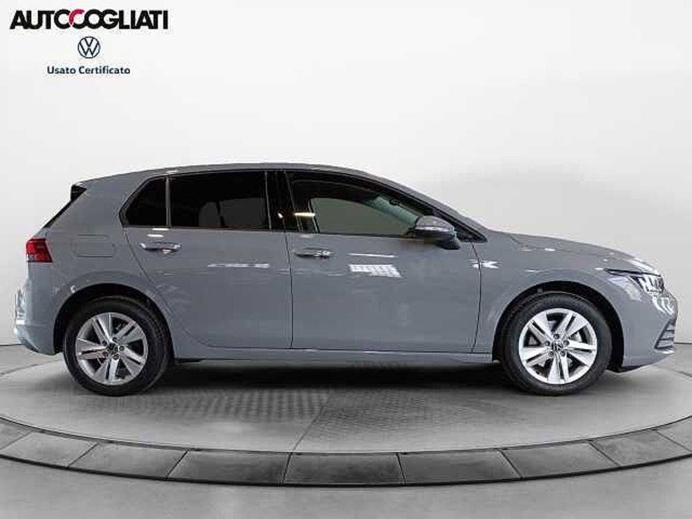 Volkswagen Golf 1.5 TSI EVO ACT Life del 2023 usata a Brivio (4)