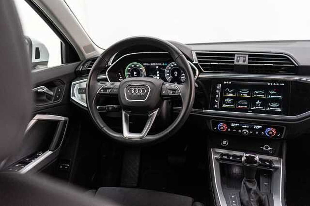 Audi Q3 Sportback usata a Varese (11)