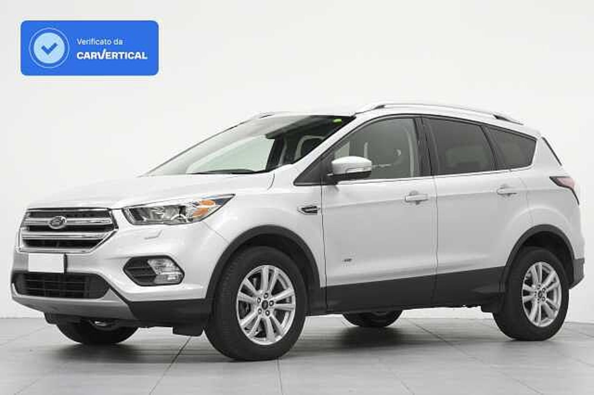 Ford Kuga 2.0 TDCI 150 CV S&amp;S 4WD Business del 2017 usata a Barni