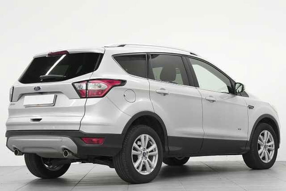 Ford Kuga 2.0 TDCI 150 CV S&S 4WD Powershift Business  del 2017 usata a Barni (4)