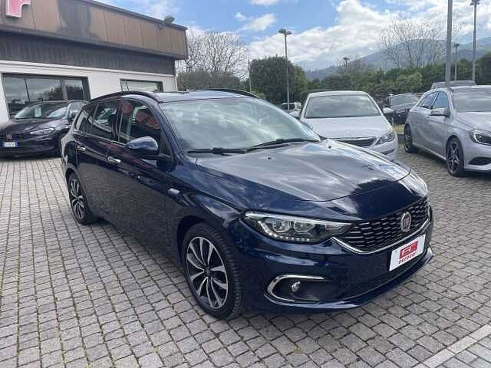 Fiat Tipo Station Wagon Tipo 1.6 Mjt S&S SW Lounge  del 2017 usata a Ottaviano (2)