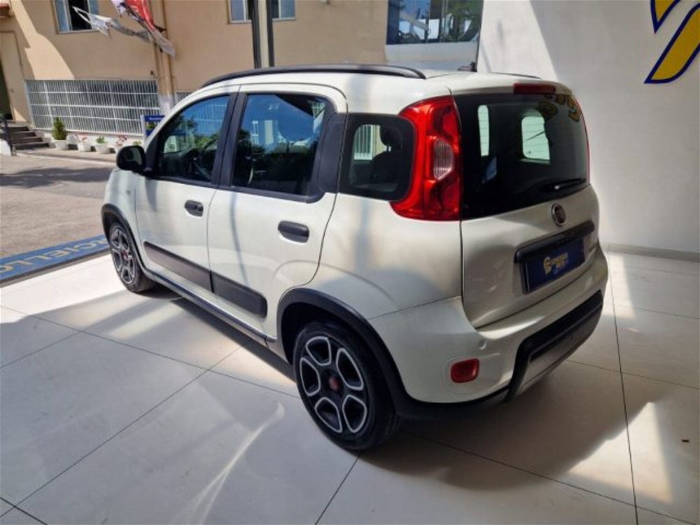 Fiat Panda 1.0 FireFly S&S Hybrid City Cross  del 2021 usata a Somma Vesuviana (4)