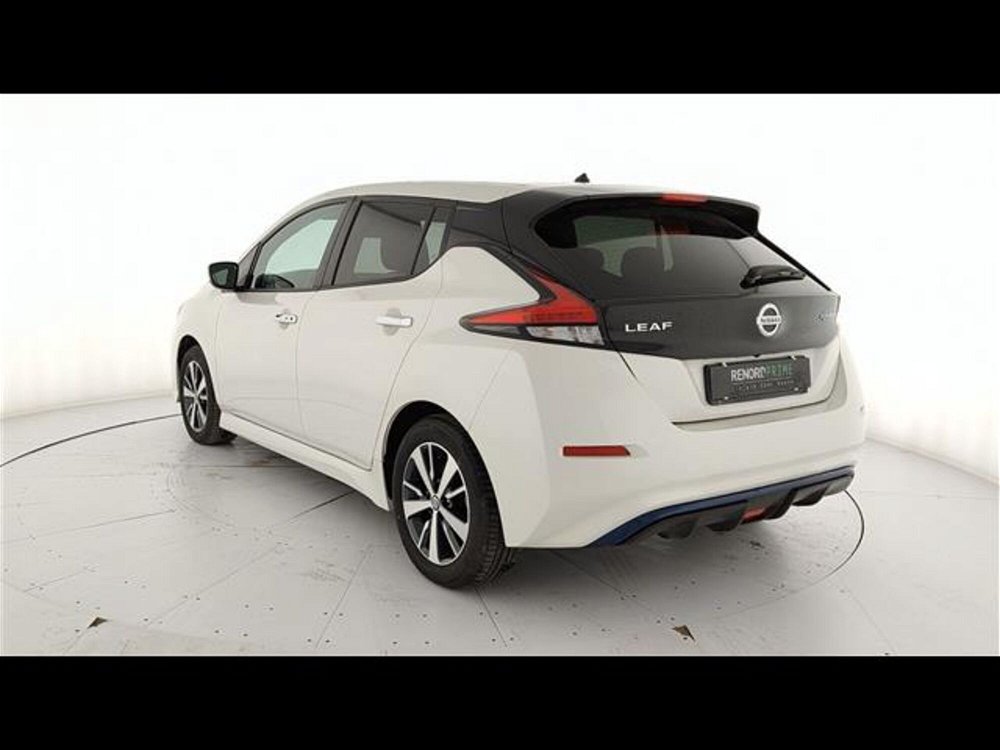 Nissan Leaf 40kWh Acenta 150cv del 2022 usata a Sesto San Giovanni (3)