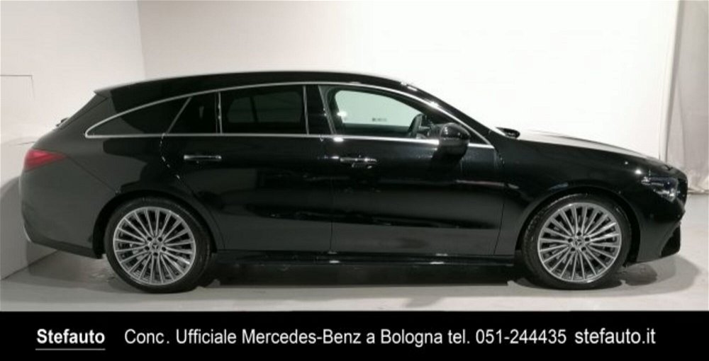 Mercedes-Benz CLA Shooting Brake 200 d Automatic Shooting Brake AMG Line Premium nuova a Castel Maggiore (2)