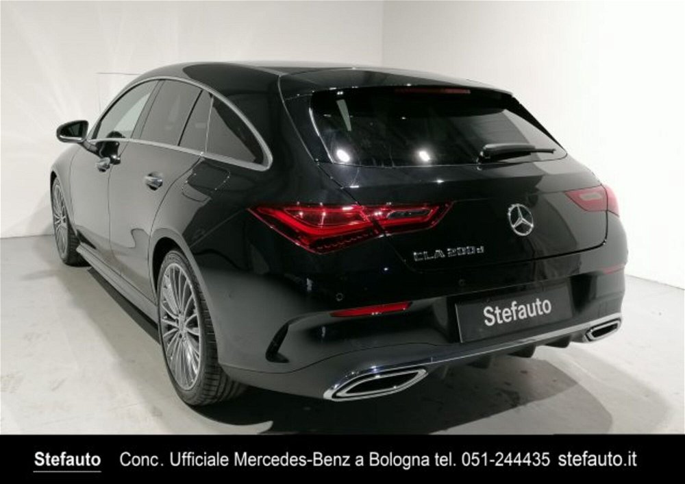 Mercedes-Benz CLA Shooting Brake 200 d Automatic Shooting Brake AMG Line Premium nuova a Castel Maggiore (5)
