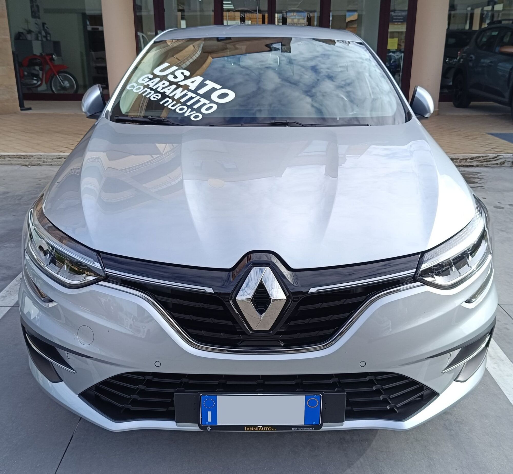 Renault M&eacute;gane Blue dCi 115 CV EDC Business  del 2022 usata a Sora