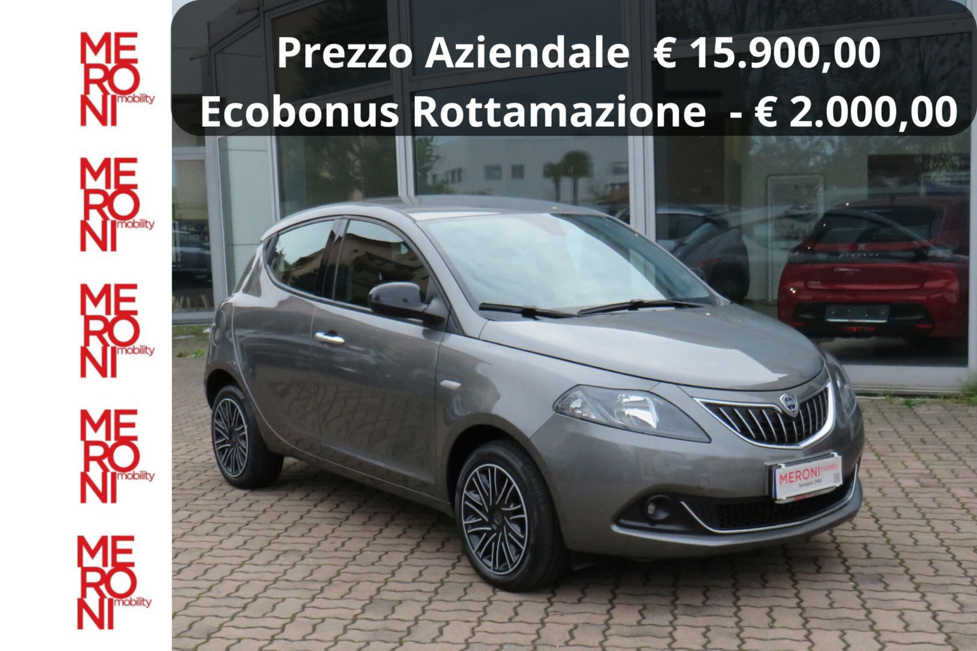 Lancia Ypsilon 1.0 FireFly 5 porte S&amp;S Hybrid Gold Plus del 2023 usata a Seregno