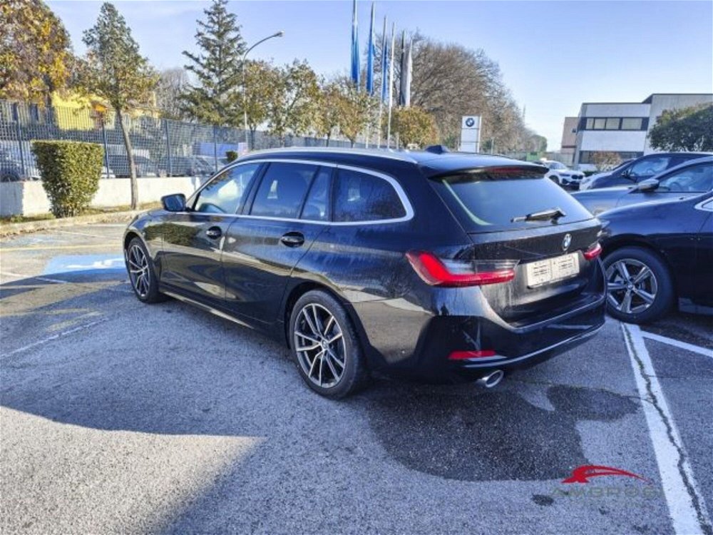 BMW Serie 3 320 2 porte  nuova a Corciano (4)
