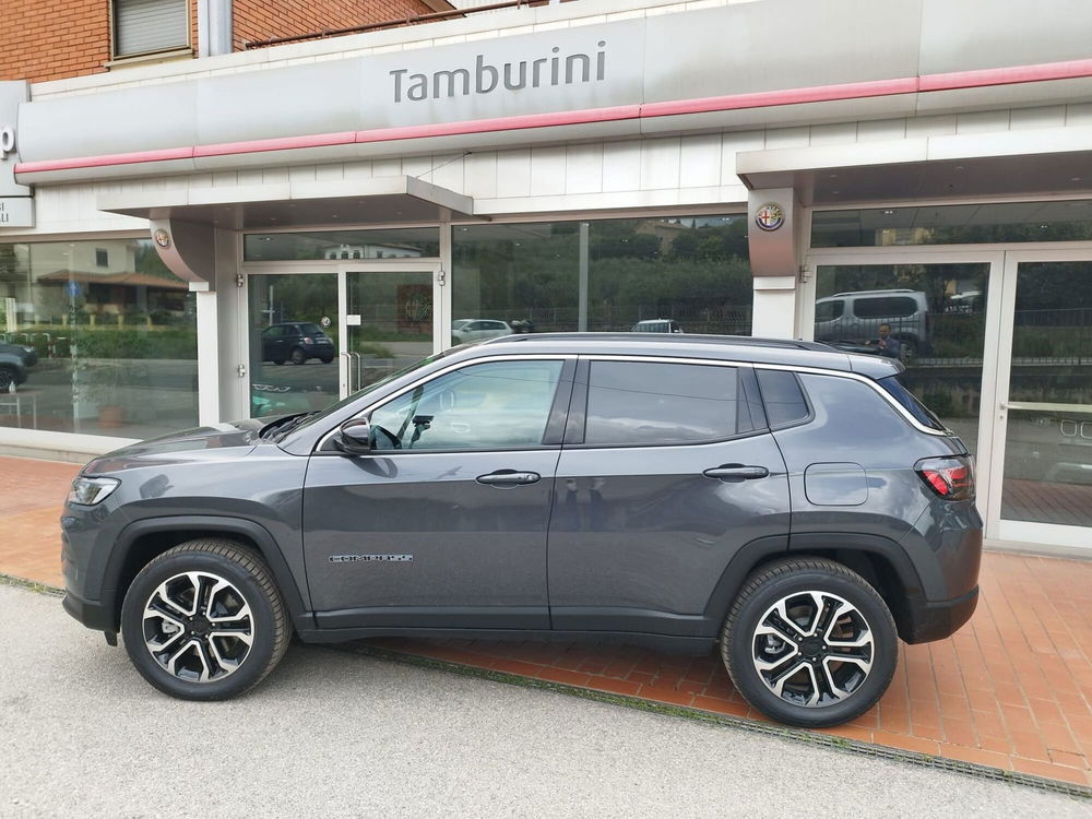 Jeep Compass nuova a Arezzo (6)