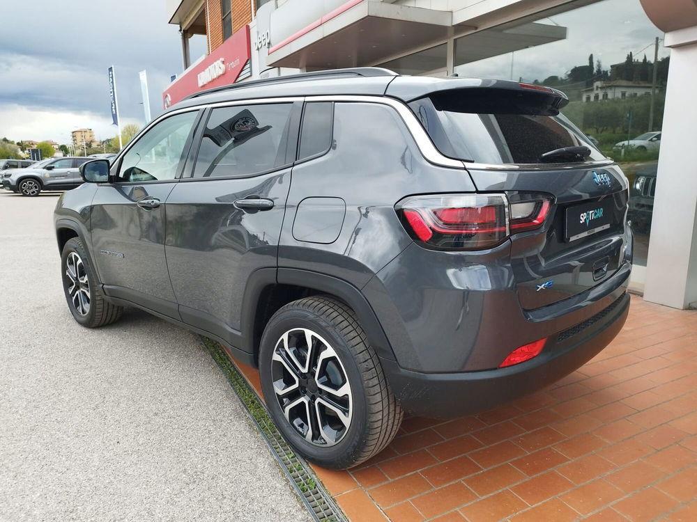 Jeep Compass nuova a Arezzo (8)