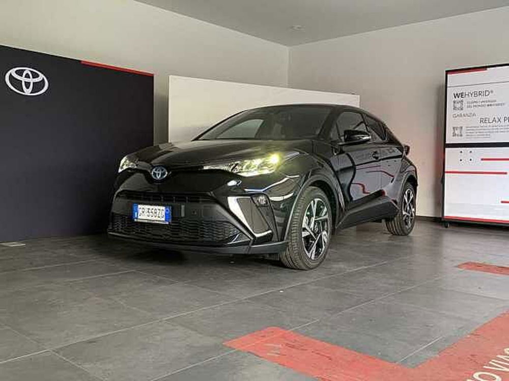 Toyota Toyota C-HR 1.8 Hybrid E-CVT Trend  nuova a Rende