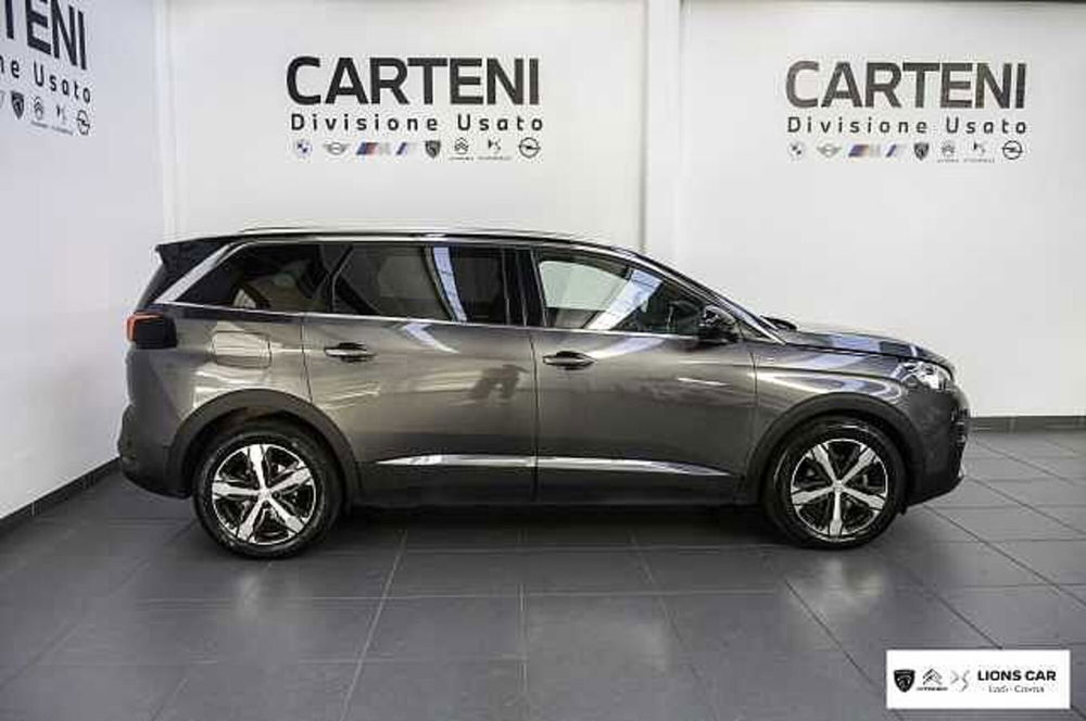 Peugeot 5008 BlueHDi 130 S&S EAT8 GT Line  del 2019 usata a Lodi (3)