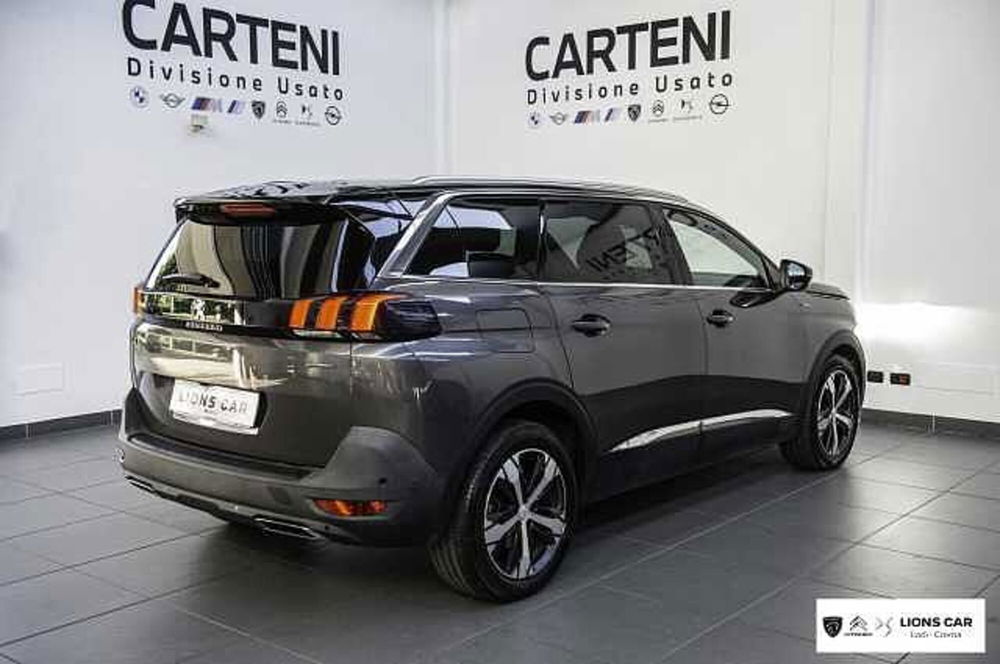 Peugeot 5008 BlueHDi 130 S&S EAT8 GT Line  del 2019 usata a Lodi (4)