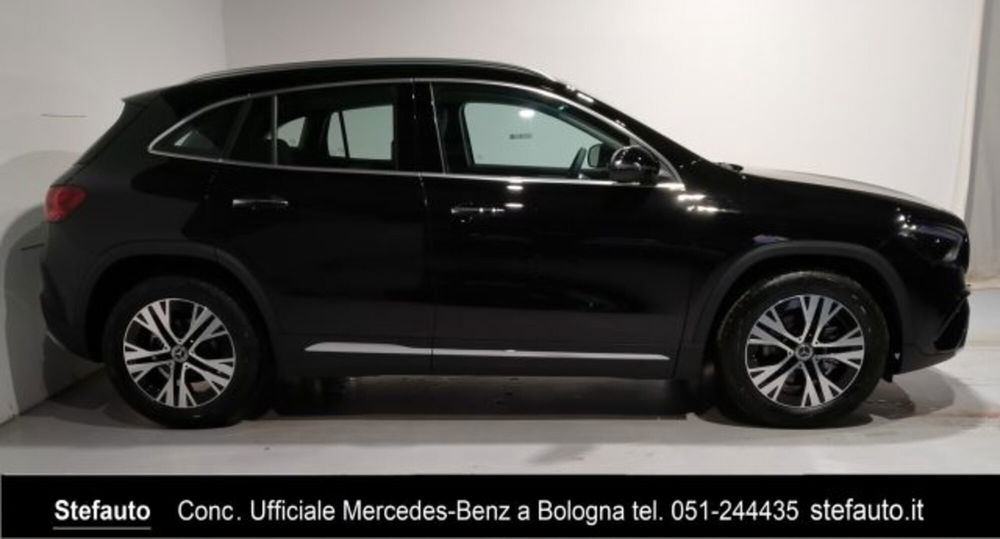 Mercedes-Benz GLA SUV nuova a Bologna (3)