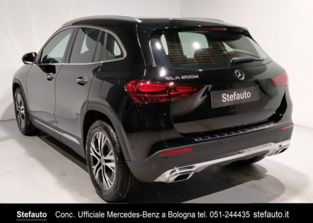 Mercedes-Benz GLA SUV 200 d Automatic Progressive Advanced Plus nuova a Castel Maggiore (5)