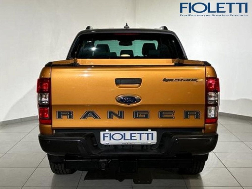 Ford Ranger Pick-up Ranger 2.0 TDCi 213CV DC Limited 5 posti  nuova a Concesio (5)