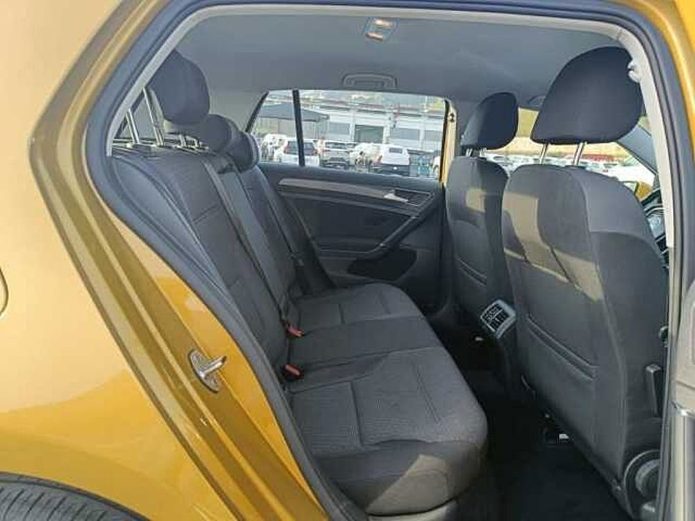 Volkswagen Golf usata a Napoli (19)