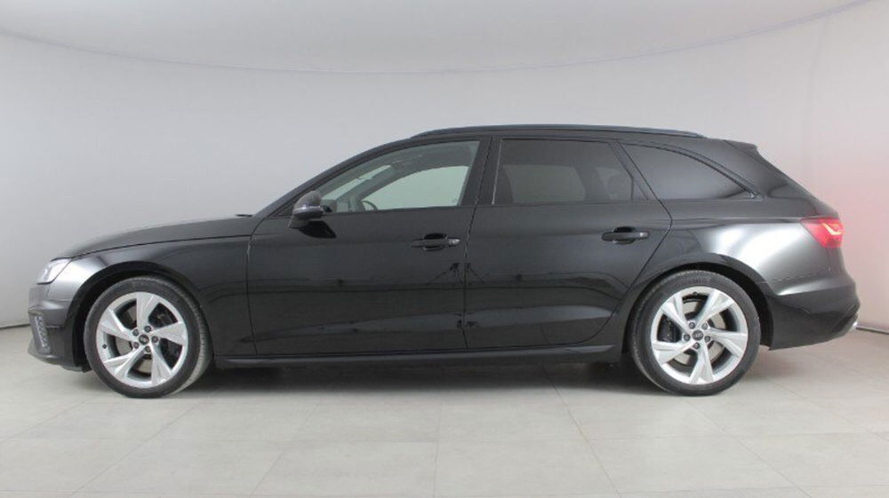 Audi A4 Avant 3.0/233CV TDI quattro tiptronic Top del 2022 usata a Palermo (2)