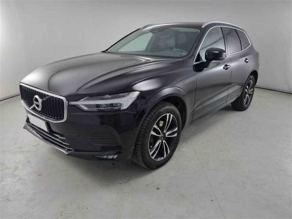 Volvo XC60 D4 AWD Geartronic Business  del 2018 usata a Salerno