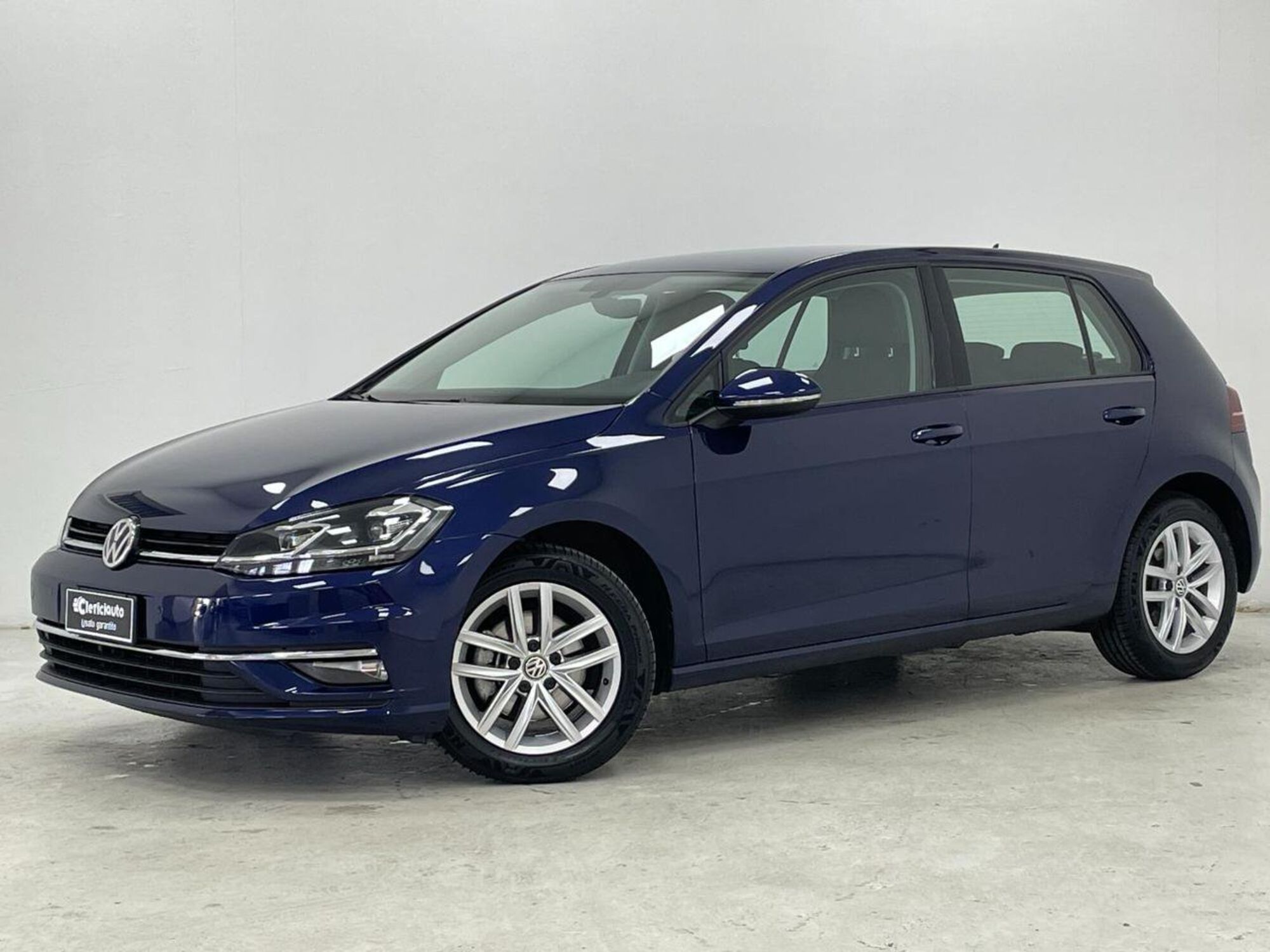 Volkswagen Golf 2.0 TDI DSG 5p. Business BlueMotion Technology del 2020 usata a Lurate Caccivio